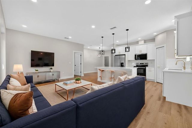 19326 CENTER STREET, Brooksville, FL 34601