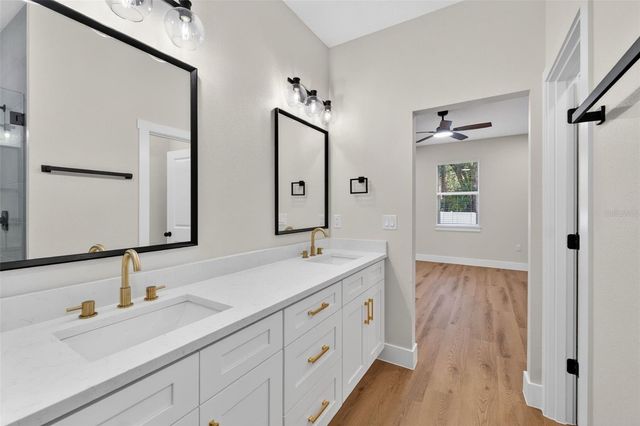 19326 CENTER STREET, Brooksville, FL 34601