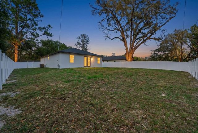 19326 CENTER STREET, Brooksville, FL 34601