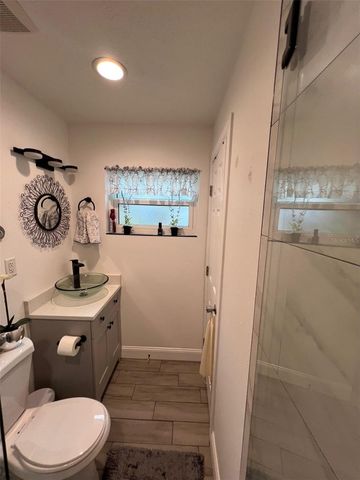 9328 FOREST HILLS, Tampa, FL 33612