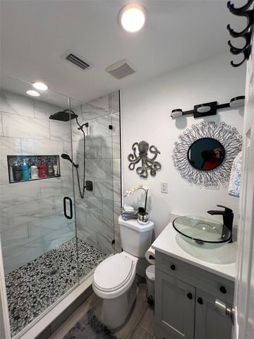 9328 FOREST HILLS, Tampa, FL 33612