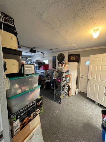 9328 FOREST HILLS, Tampa, FL 33612