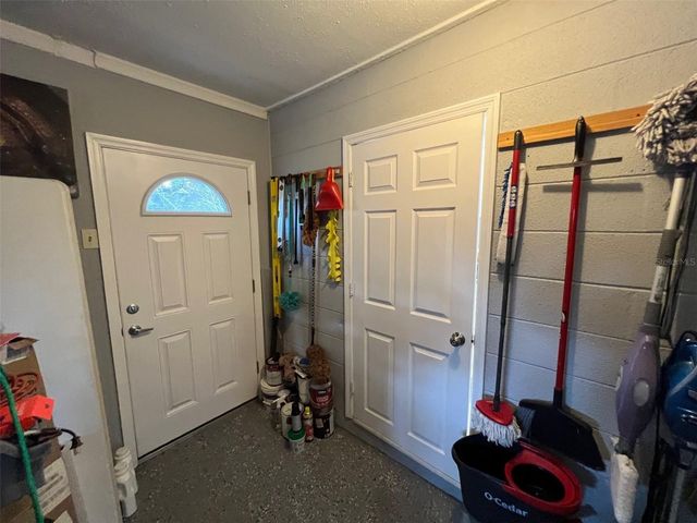 9328 FOREST HILLS, Tampa, FL 33612