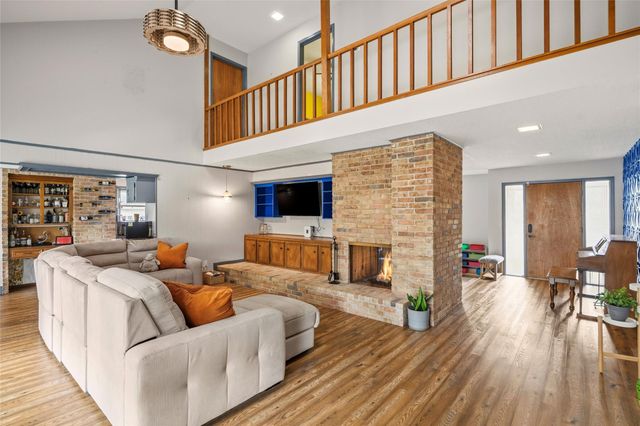 16203 Longvale Drive, Houston, TX 77059