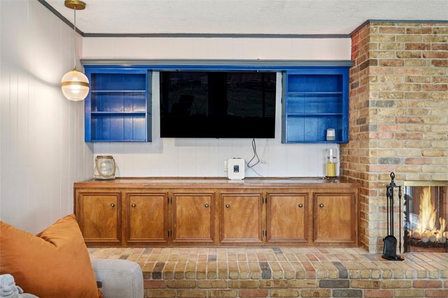 16203 Longvale Drive, Houston, TX 77059