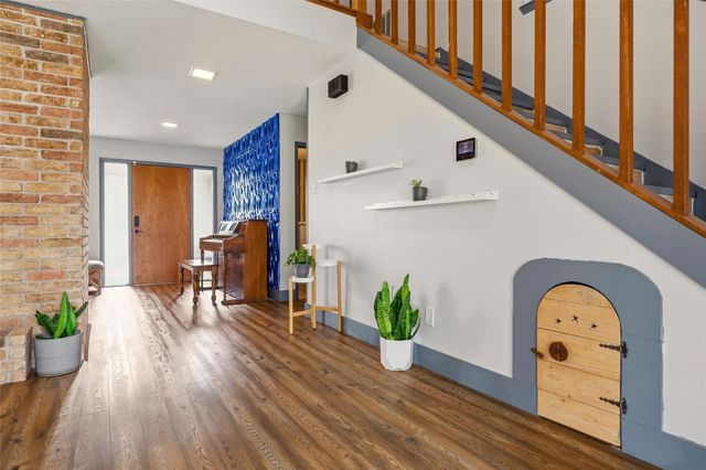 16203 Longvale Drive, Houston, TX 77059