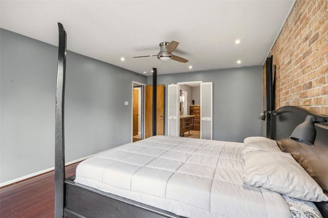 16203 Longvale Drive, Houston, TX 77059