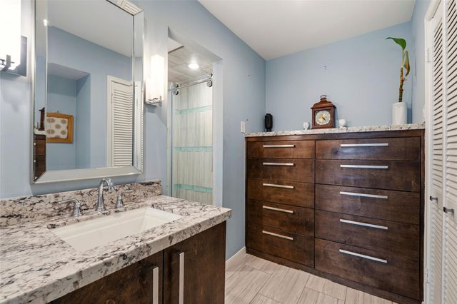 16203 Longvale Drive, Houston, TX 77059