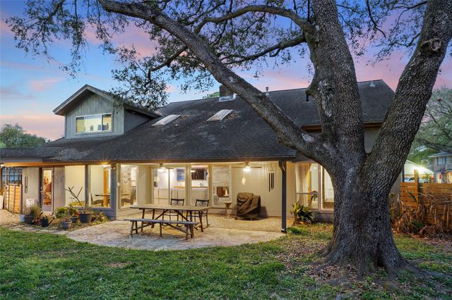 16203 Longvale Drive, Houston, TX 77059