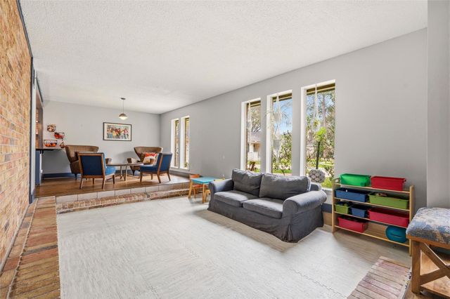 16203 Longvale Drive, Houston, TX 77059