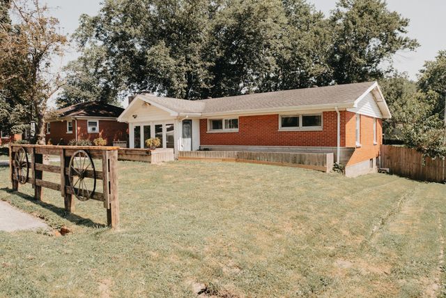 111 Spruce Drive, Frankfort, KY 40601