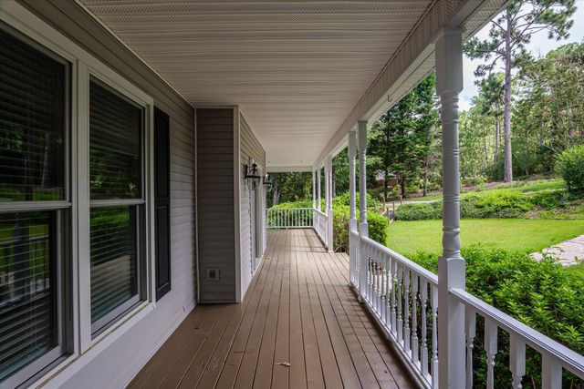 104 Midlothian Court W, Aiken, SC 29803