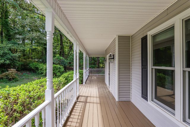 104 Midlothian Court W, Aiken, SC 29803