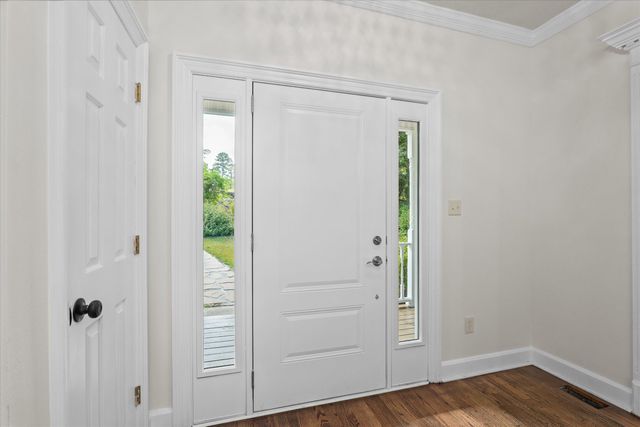 104 Midlothian Court W, Aiken, SC 29803