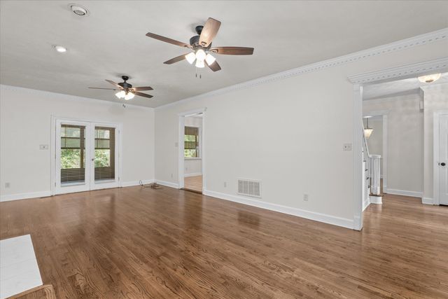104 Midlothian Court W, Aiken, SC 29803