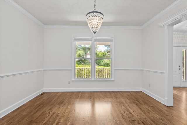 104 Midlothian Court W, Aiken, SC 29803