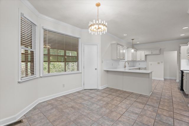 104 Midlothian Court W, Aiken, SC 29803