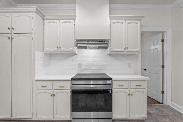 104 Midlothian Court W, Aiken, SC 29803