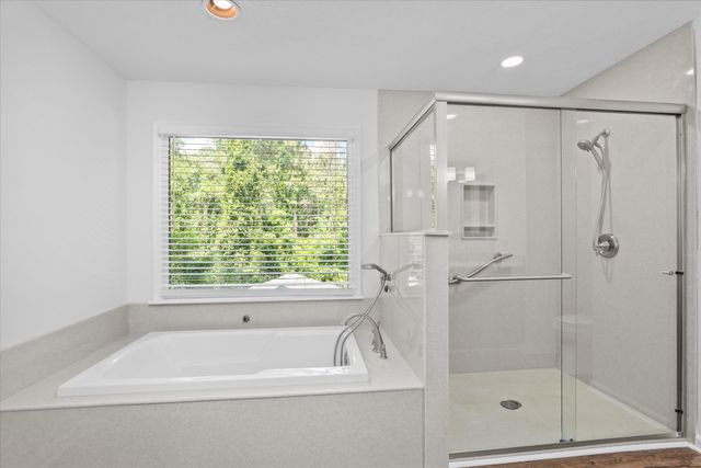 104 Midlothian Court W, Aiken, SC 29803