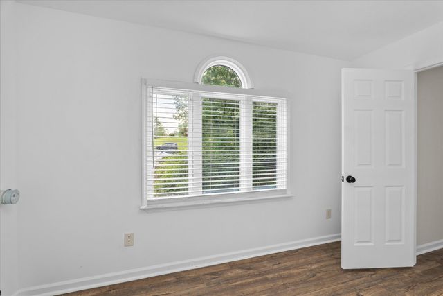 104 Midlothian Court W, Aiken, SC 29803