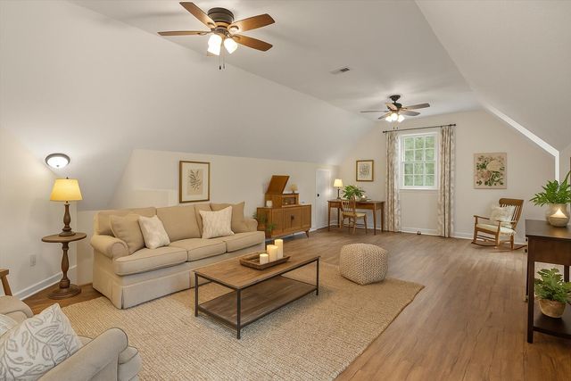 104 Midlothian Court W, Aiken, SC 29803