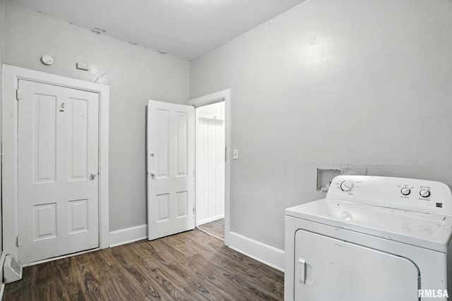 325 KIRKWOOD Boulevard, Davenport, IA 52803