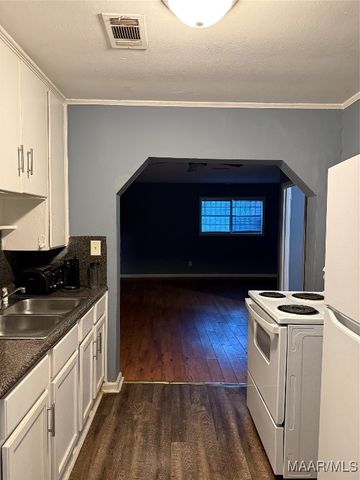 3216 Texas Street, Montgomery, AL 36110