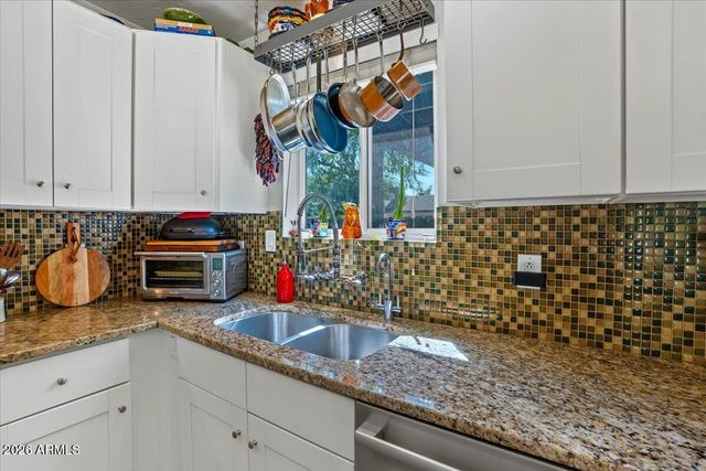 4446 N 33RD Place, Phoenix, AZ 85018