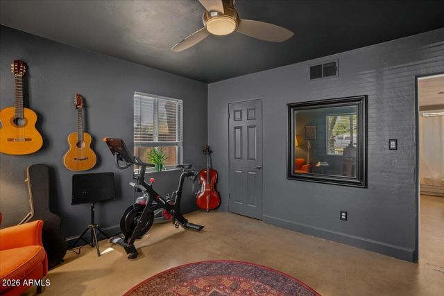 4446 N 33RD Place, Phoenix, AZ 85018