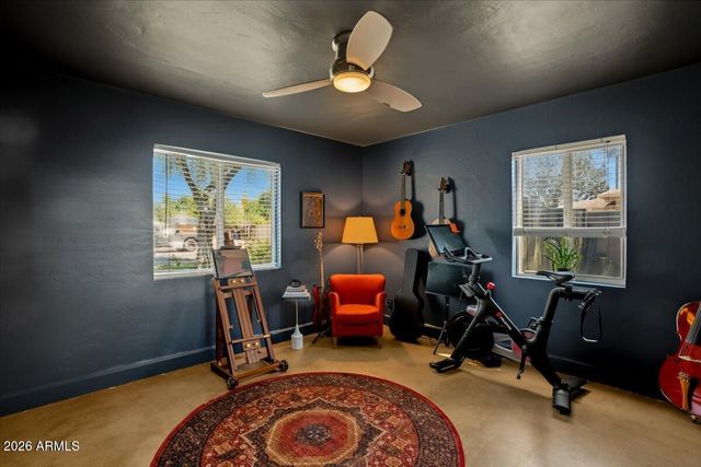 4446 N 33RD Place, Phoenix, AZ 85018
