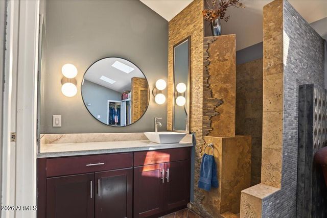 4446 N 33RD Place, Phoenix, AZ 85018