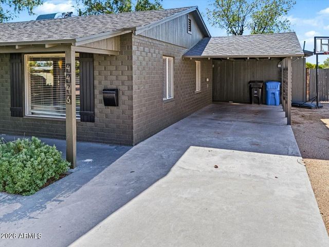 4446 N 33RD Place, Phoenix, AZ 85018