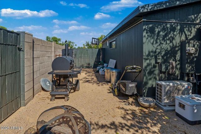 4446 N 33RD Place, Phoenix, AZ 85018