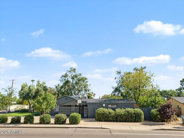 4446 N 33RD Place, Phoenix, AZ 85018