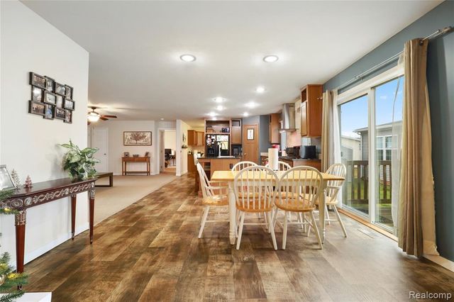 6267 Imperial Dr., Fenton, MI 48430