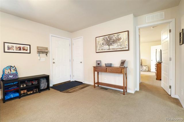 6267 Imperial Dr., Fenton, MI 48430