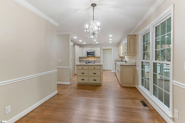 100 Moss Creek Court, Greenville, SC 29609
