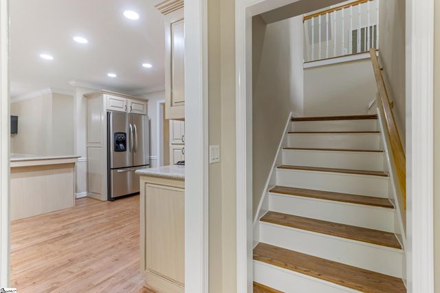 100 Moss Creek Court, Greenville, SC 29609