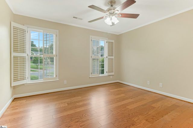 100 Moss Creek Court, Greenville, SC 29609