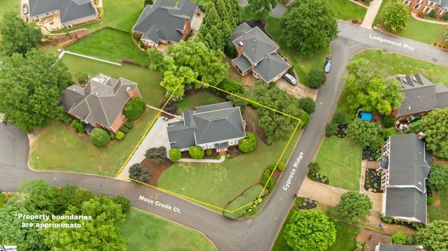 100 Moss Creek Court, Greenville, SC 29609