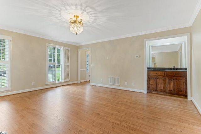 100 Moss Creek Court, Greenville, SC 29609