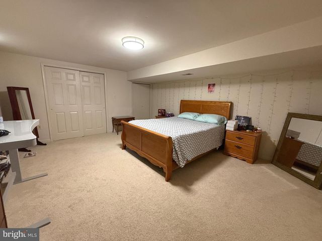 10004 MANOR PL, Fairfax, VA 22032