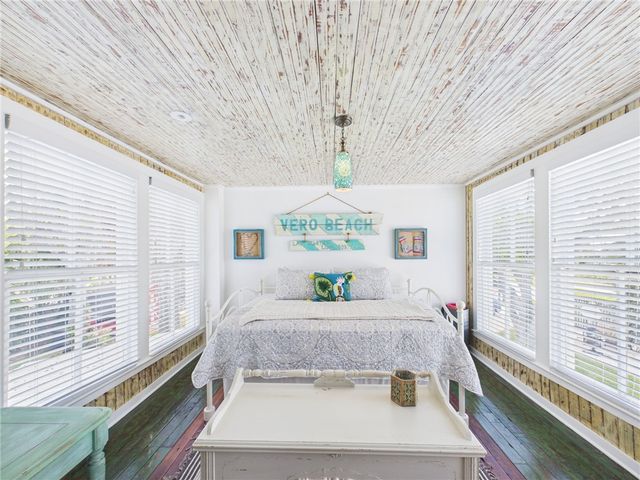 859 20th Street, Vero Beach, FL 32960