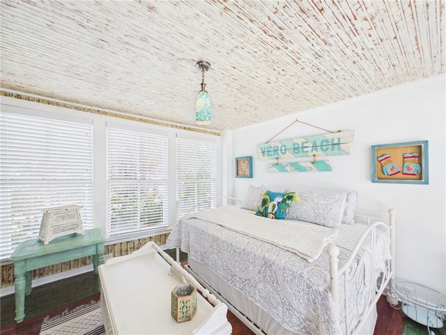 859 20th Street, Vero Beach, FL 32960