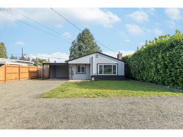 169 W HAZEL St, Roseburg, OR 97471