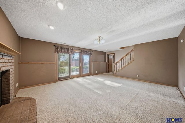 3709 Briarwood Avenue, Lincoln, NE 68516