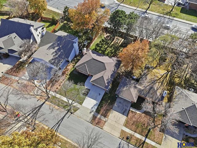 3709 Briarwood Avenue, Lincoln, NE 68516