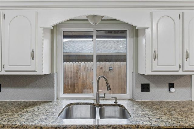 6016 Marlow Lane, Oklahoma City, OK 73132