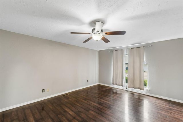 6016 Marlow Lane, Oklahoma City, OK 73132