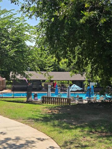 6016 Marlow Lane, Oklahoma City, OK 73132